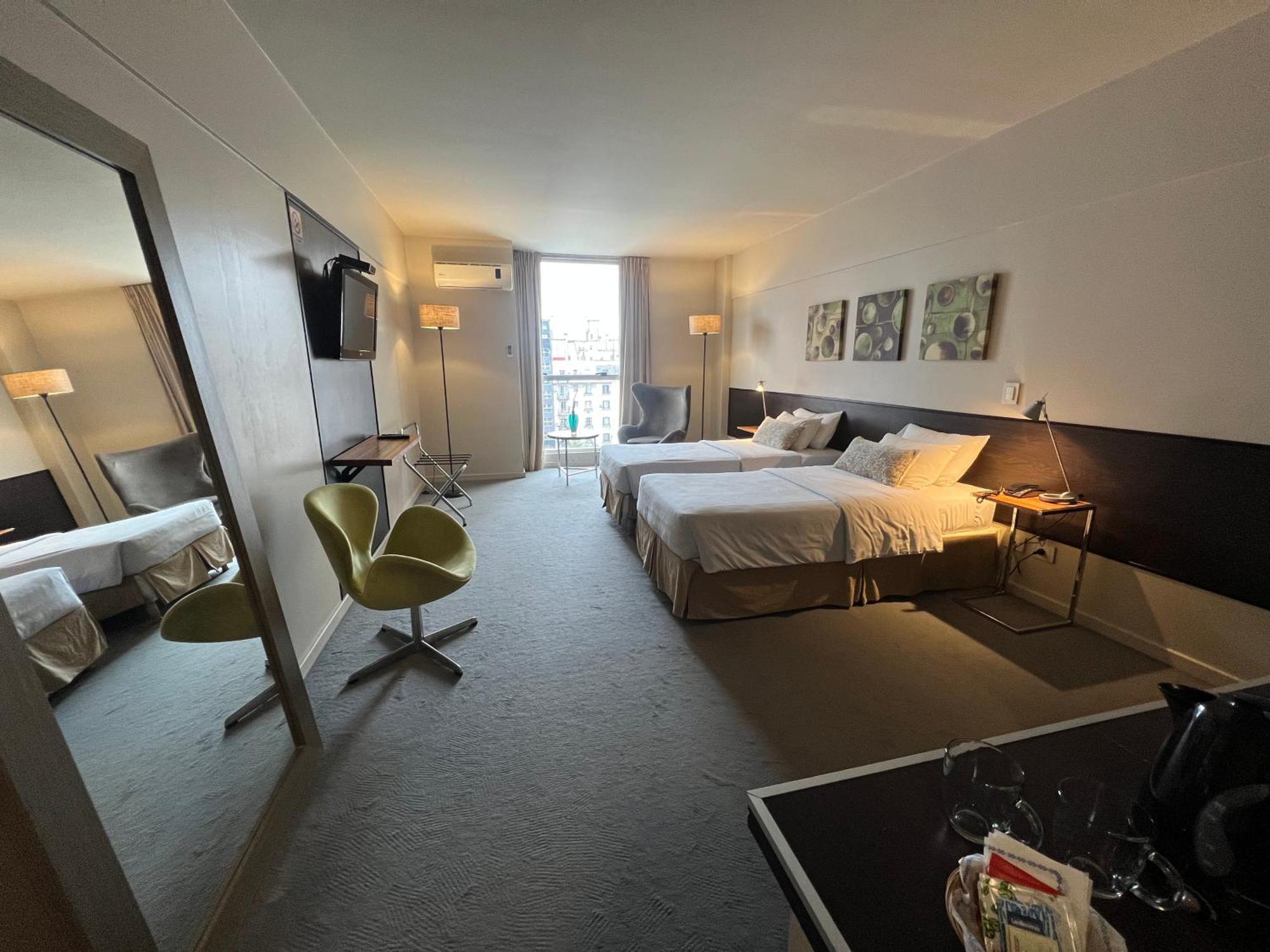 Uno Hotel